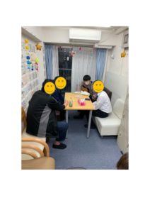 実習生と利用者　1のサムネイル